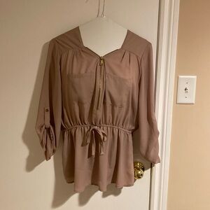 Blouse street wear brand